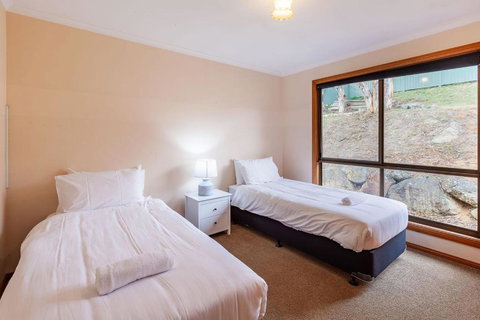 Alpine Activity Centre - Accommodation Mooloolaba 4
