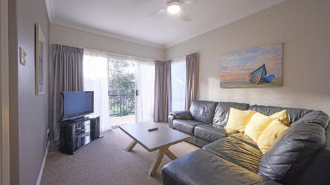 Apartment 31 - The Meridian - Accommodation Mooloolaba 2