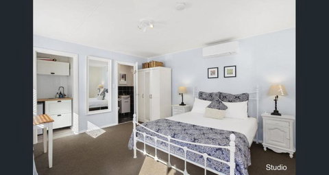 Aroha Studio - Accommodation Mooloolaba 0