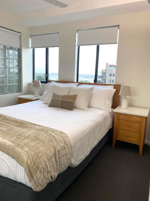 At The Beach Mooloolaba, Private Rooftop With Spa, 50m To Beach, Surfclub And Esplanade - Accommodation Mooloolaba 2