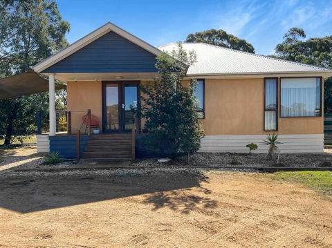 Aurora Cottages - Six Seasons - Accommodation Mooloolaba 2