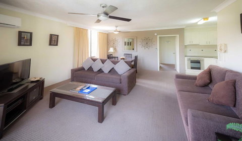 Aussie Resort - Accommodation Mooloolaba 2