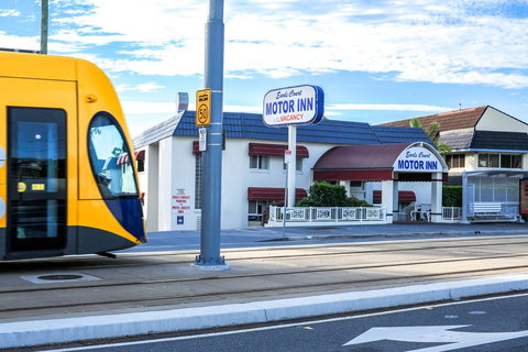 Southport Motel & Apartments - Accommodation Mooloolaba 1