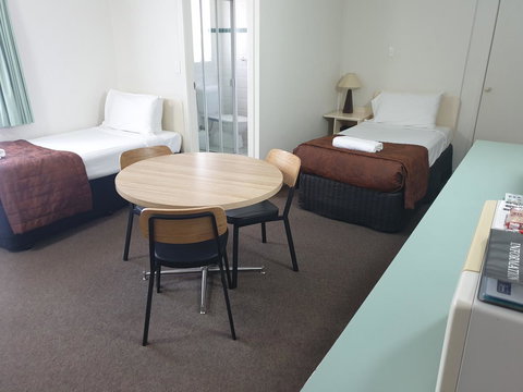 Southport Motel & Apartments - Accommodation Mooloolaba 16