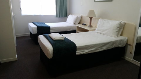 Southport Motel & Apartments - Accommodation Mooloolaba 17
