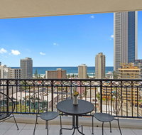 Chevron Renaissance Ocean View - Accommodation Mooloolaba