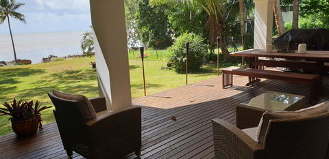 Cairns Beach House Our Oasis - Accommodation Mooloolaba 2