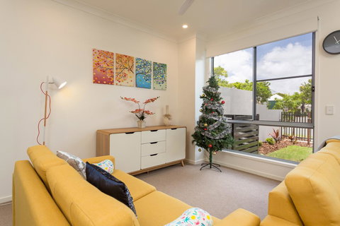 The Residences@Hillside - Accommodation Mooloolaba 4