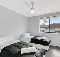 Fountain View Estate - We Accommodate - Accommodation Mooloolaba