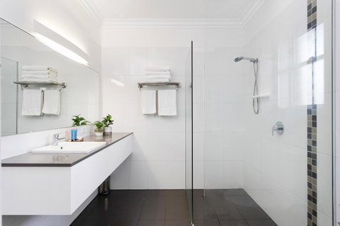 Coopers Colonial Motel - Accommodation Mooloolaba 19