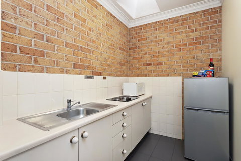 Coopers Colonial Motel - Accommodation Mooloolaba 20