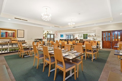 Coopers Colonial Motel - Accommodation Mooloolaba 10