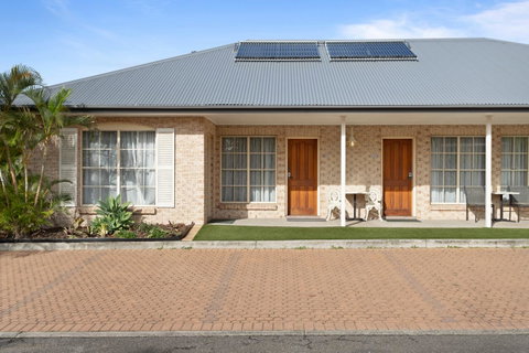 Coopers Colonial Motel - Accommodation Mooloolaba 26