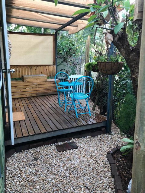 SEA-green - Accommodation Mooloolaba 0