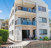 Quiet location across from waterfront - South Esp Bongaree - Accommodation Mooloolaba