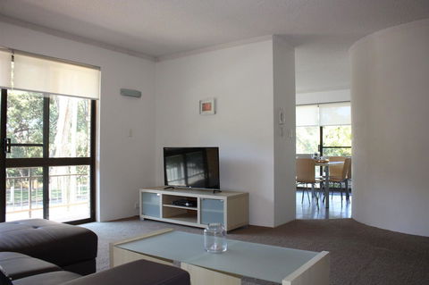 Close To Surf Beach, Surf Club, Hotel And Shops - Boyd St, Woorim - Accommodation Mooloolaba 0