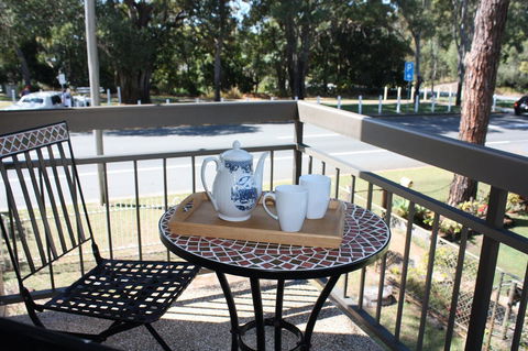 Close To Surf Beach, Surf Club, Hotel And Shops - Boyd St, Woorim - Accommodation Mooloolaba 18