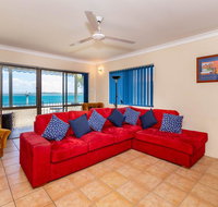 Fantastic Views from this top floor unit - Accommodation Mooloolaba