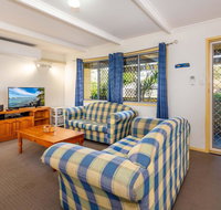 Pet Friendly Cottage in the Heart of Bribie - Wirraway St Bongaree - Accommodation Mooloolaba