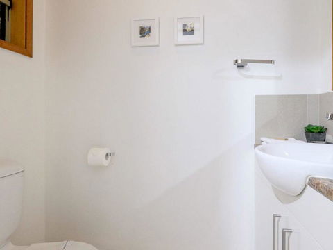 Claytons 1 By Discover Stradbroke - Accommodation Mooloolaba 5