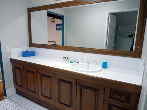 Gone Fishin - Accommodation Mooloolaba 14