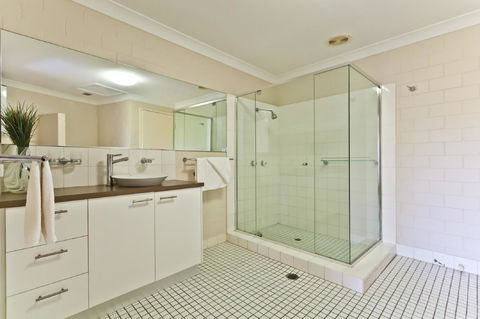 The Islander - Accommodation Mooloolaba 38