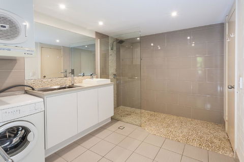 The Islander - Accommodation Mooloolaba 9