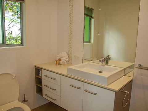 Seagrass - Accommodation Mooloolaba 7