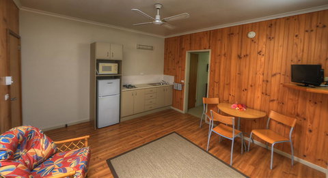 Somerset Apartments - Accommodation Mooloolaba 6