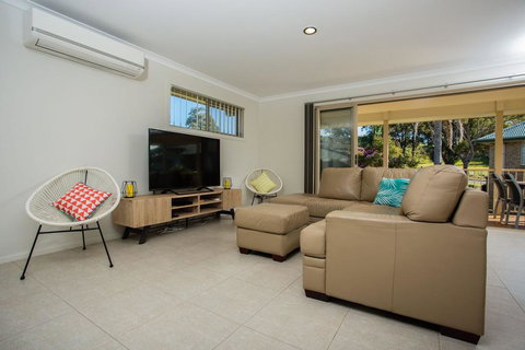 'Banksia Atura' At Tura Beach - Accommodation Mooloolaba 2