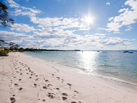 'Beachside' Shoal Bay, Unit 4 - Accommodation Mooloolaba 1