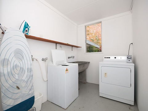 'Beachside' Shoal Bay, Unit 6 - Accommodation Mooloolaba 3