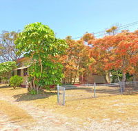 'Daves Place' 27 Rigney St - Holiday house with WIFI Aircon  Boat Parking - Accommodation Mooloolaba