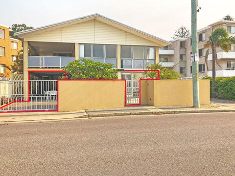 'Mooring One Downstairs', 23 Shoal Bay Rd - Fantastic Ground Floor Duplex With Views, WIFI And Air Conditioning - Accommodation Mooloolaba 0