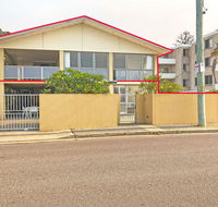 'Mooring Two Upstairs' 23 Shoal Bay Rd - Stunning views WIFI Air Conditioning and Boat Parking - Accommodation Mooloolaba