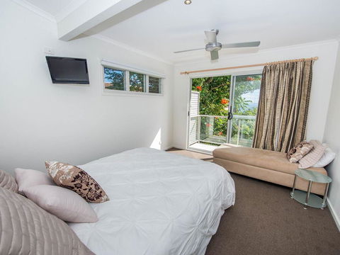 1 'Florida', 5 Lillian Street - 2 Min Walk To Beach, Shops & Restaurants - Accommodation Mooloolaba 3