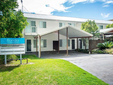 1 'Florida', 5 Lillian Street - 2 Min Walk To Beach, Shops & Restaurants - Accommodation Mooloolaba 0
