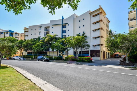 1 Bedroom - Private Managed Resort Pool And Beach - Alex - Accommodation Mooloolaba 1