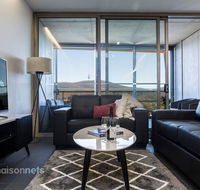 1 Bedroom Apt With Parking Walk to ANU - Accommodation Mooloolaba