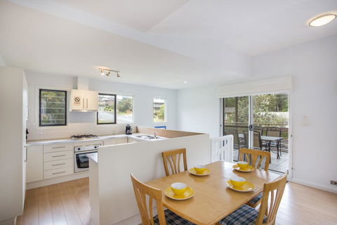 1/31 Ocean Street - A Relaxing Coastal Retreat - Accommodation Mooloolaba 3