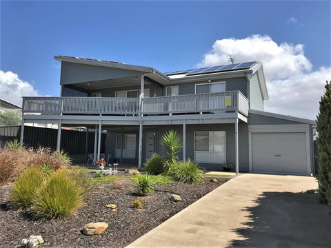 10 Hobart Road - Accommodation Mooloolaba 0
