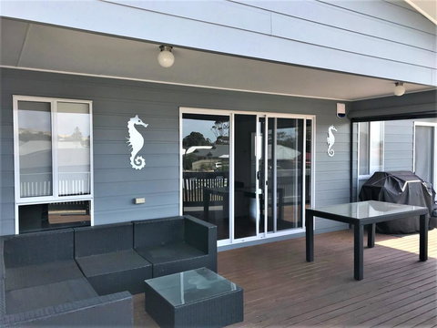10 Hobart Road - Accommodation Mooloolaba 3