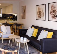 2 Bdrm Apt in Annandale with Courtyard  Parking - Accommodation Mooloolaba