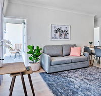 2 Bedroom Apt with Balcony  Air Con in Plympton - Accommodation Mooloolaba