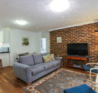 2 Bedroom St Lucia Apartment close to UQ and CityCat - Accommodation Mooloolaba