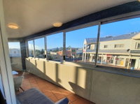 20 Lakeview Plaza