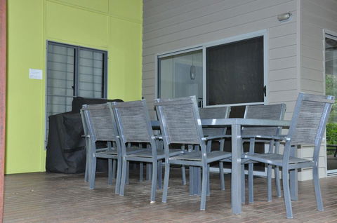 24 Esprit Drive - Beach Home With Open Plan Living And Walking Distance To Beach - Accommodation Mooloolaba 2