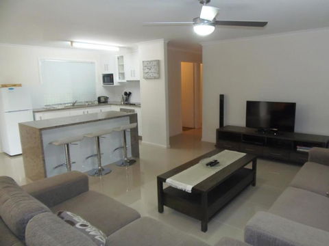 26 Kurana Street - Rainbow Beach, Stroll To The Beach And Shops - Accommodation Mooloolaba 0