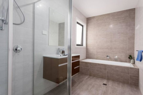Bright And Chic House At Throsby With 4 Bedrooms - Accommodation Mooloolaba 1