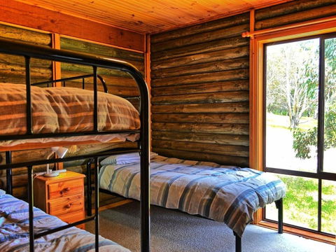 Cabin 3 - Snowy Accommodation - Accommodation Mooloolaba 2